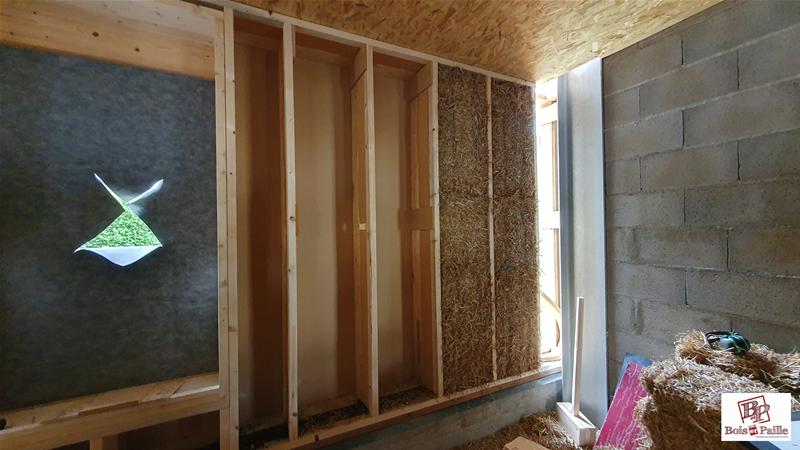 Ateliers municipaux isolés en paille à Coulon (79)